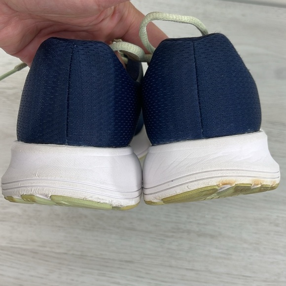 Brooks Range Running Shoes-Women - Picture 11 of 11